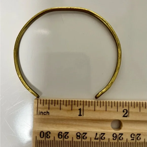 Brass bangle with “Compassion” stamped on it. Hammered finish. - Picture 5 of 5